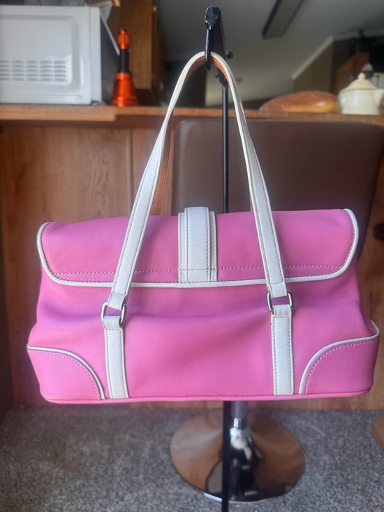 Coach Y2K pink hamptons Leather satchel Bag with White Trim - Picture 8 of 8
